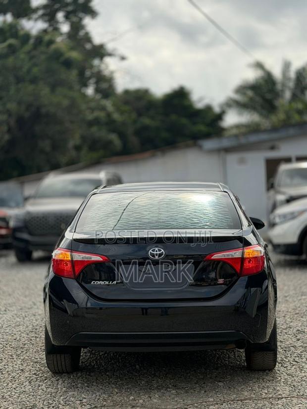 Toyota Corolla S 4dr Sedan (1.8L 4cyl CVT) 2016 Black