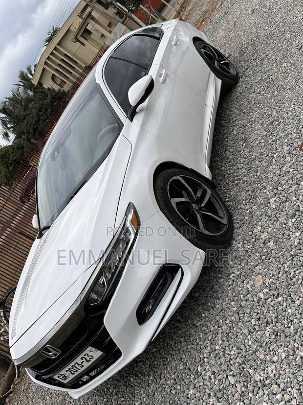 Honda Accord Sport 2018 White