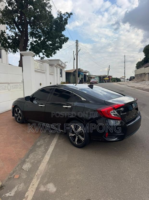 Honda Civic Touring 4dr Sedan (1.5L 4cyl) 2017 Black