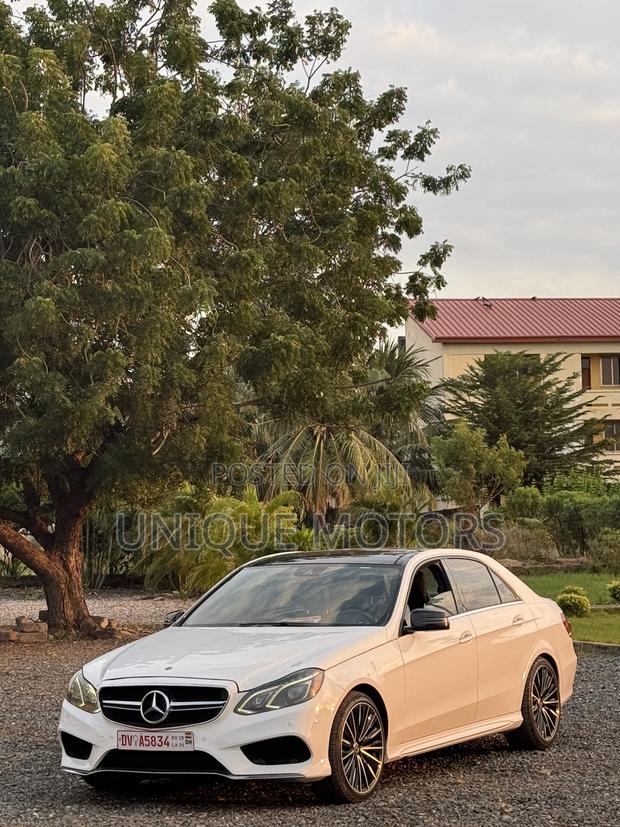 Mercedes-Benz E350 Base 4Matic Sedan AWD (3.5L 6cyl 7A) 2015 White