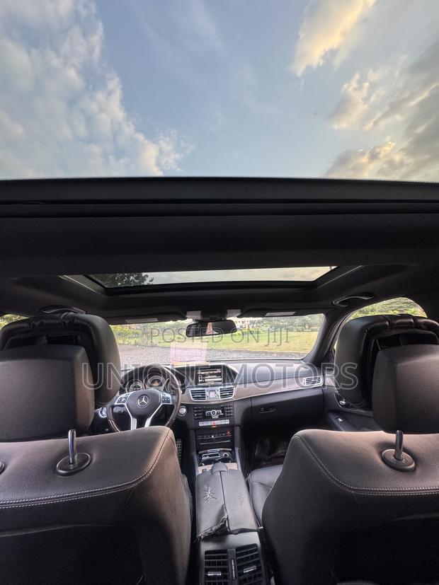 Mercedes-Benz E350 Base 4Matic Sedan AWD (3.5L 6cyl 7A) 2015 White