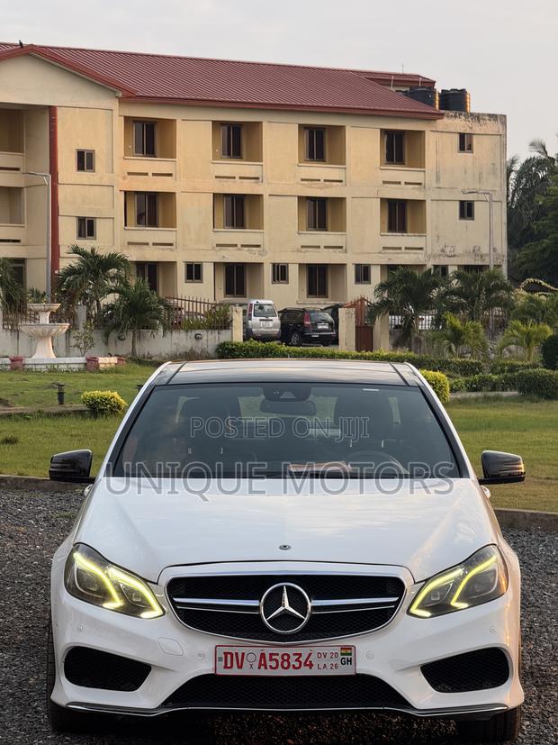 Mercedes-Benz E350 Base 4Matic Sedan AWD (3.5L 6cyl 7A) 2015 White