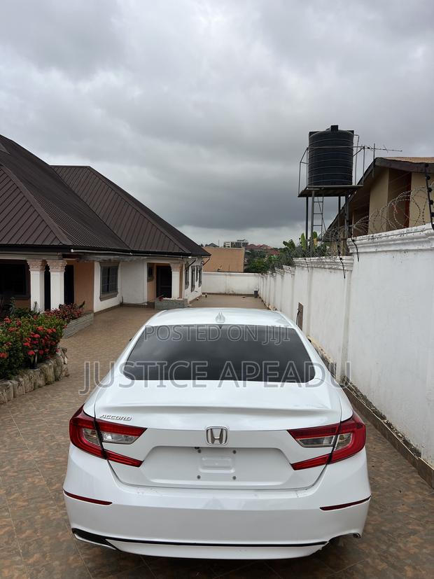 Honda Accord EX-L (1.5L 4cyl Turbo CVT) 2019 White