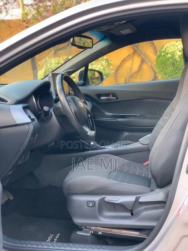 New Toyota C-HR 2020 Silver