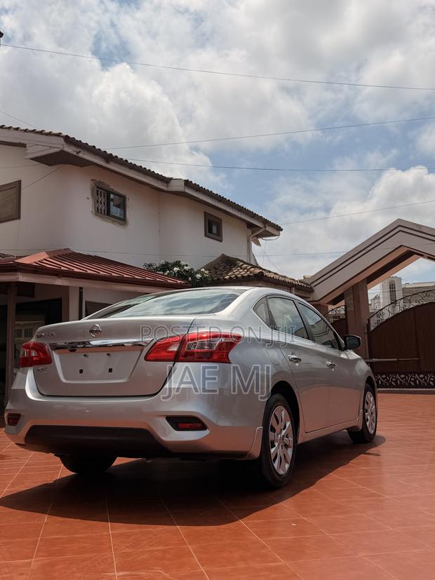 New Nissan Sentra 2019 Gray