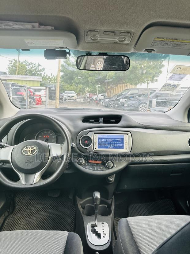 Toyota Vitz 1.5 FWD 3dr 2012