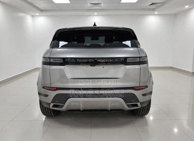 New Land Rover Range Rover Evoque SE 2023 Gray