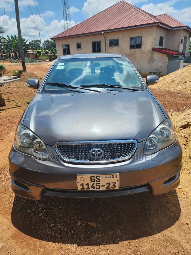 Toyota Corolla 2006 Gray