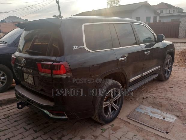 Toyota Land Cruiser 4.0 V6 GX 2015 Black