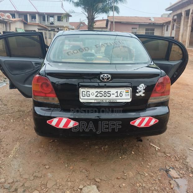 Toyota Echo Sedan 2005 Black