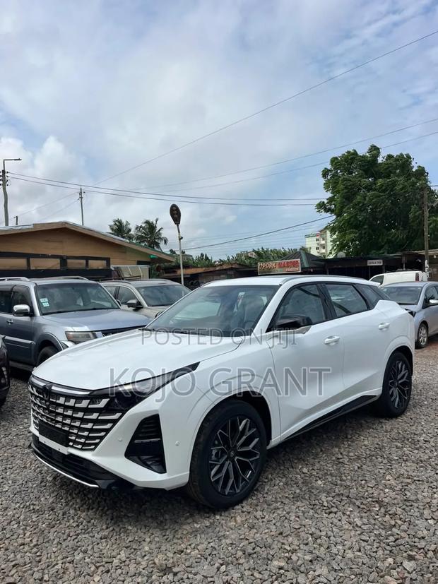 New Changan UNI-Z 1.5T Premium 2026 White