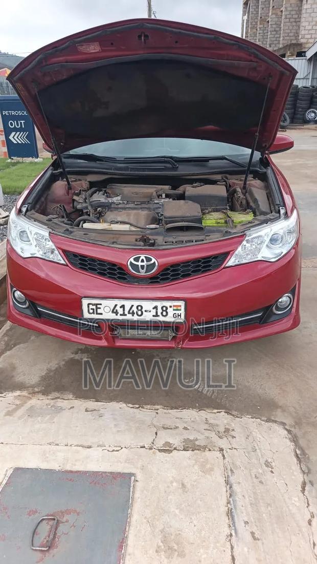 Toyota Camry SE 4dr Sedan (2.5L 4cyl 6A) 2014 Burgundy