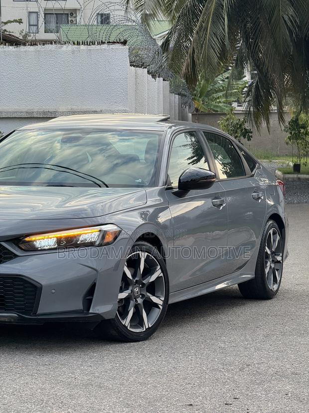 Honda Civic Sport Touring Hybrid Sedan 2026 Gray