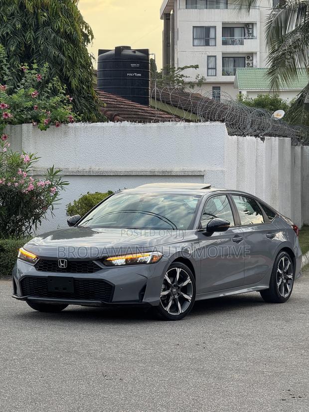 Honda Civic Sport Touring Hybrid Sedan 2026 Gray