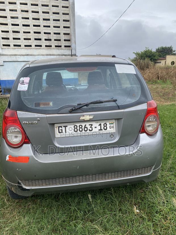 Chevrolet Aveo 2012 Gray