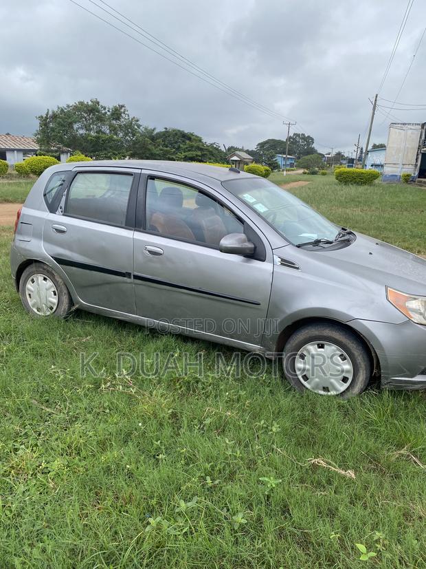 Chevrolet Aveo 2012 Gray
