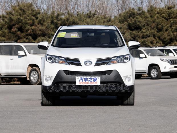 Toyota RAV4 2015 White
