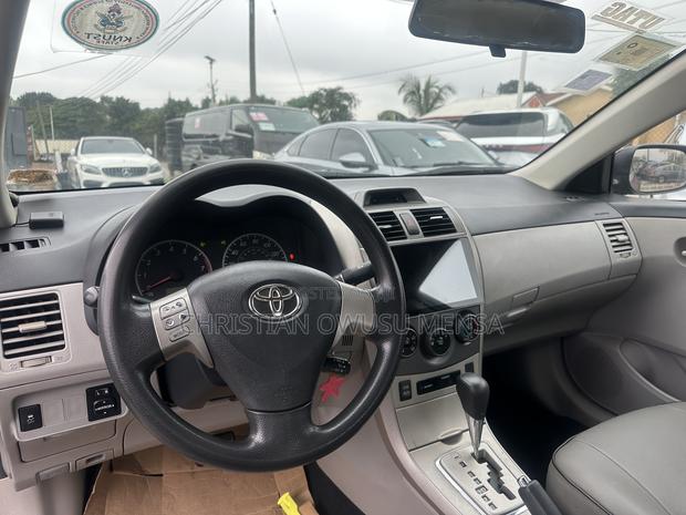Toyota Corolla 2013 Blue