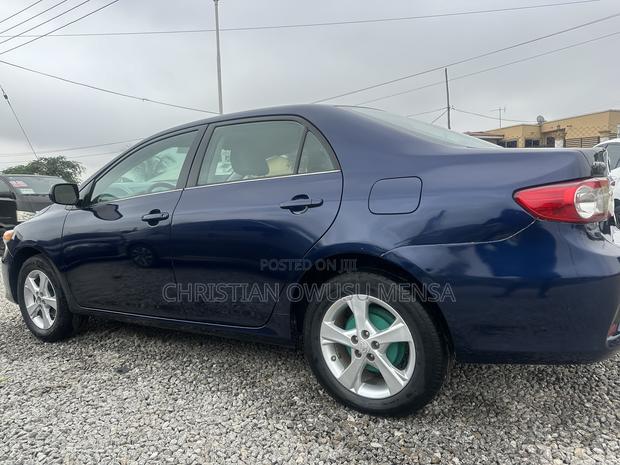 Toyota Corolla 2013 Blue