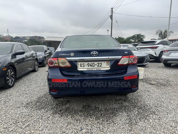 Toyota Corolla 2013 Blue