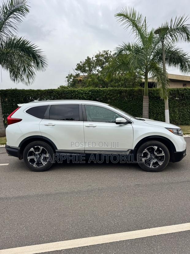 Honda CR-V Touring 4dr SUV AWD (1.5L 4cyl CVT) 2017 White