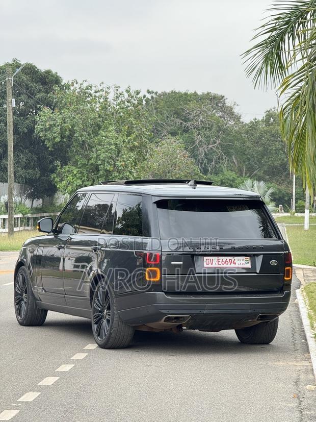 Land Rover Range Rover Vogue 2018 Black