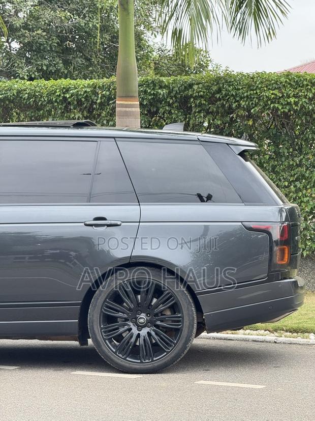 Land Rover Range Rover Vogue 2018 Black
