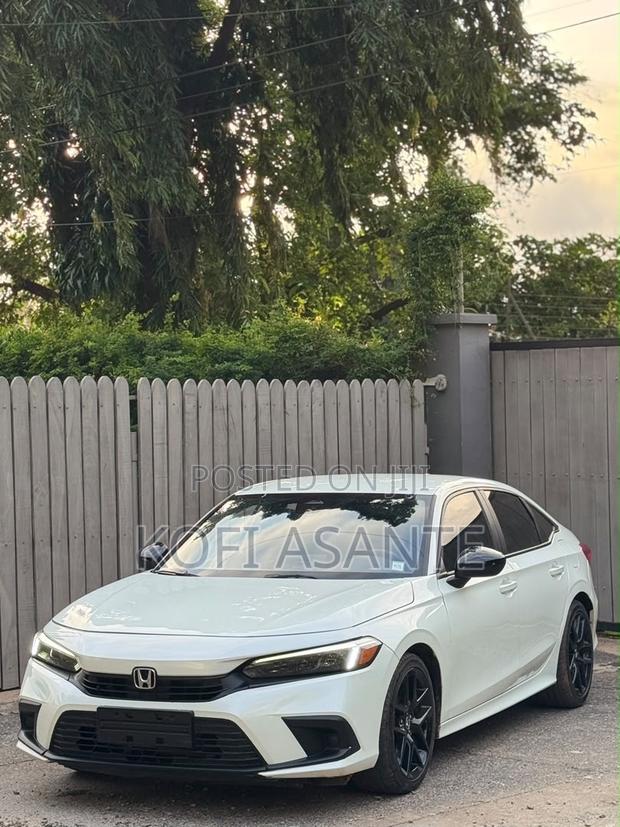Honda Civic Sport 2022 White