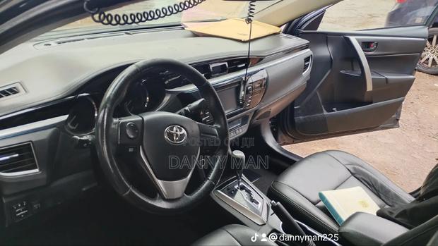 Toyota Corolla Altis 2018 Gray