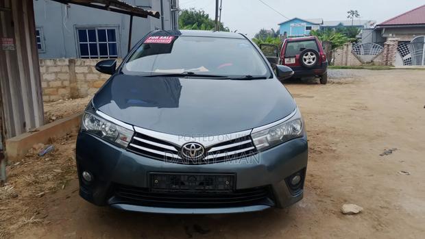 Toyota Corolla Altis 2018 Gray