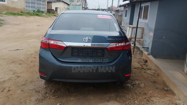 Toyota Corolla Altis 2018 Gray