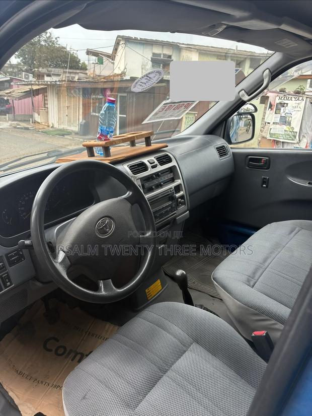 Toyota Harrier 2009 Blue