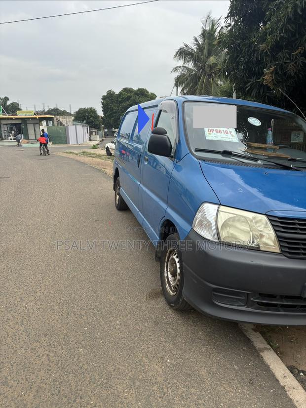 Toyota Harrier 2009 Blue