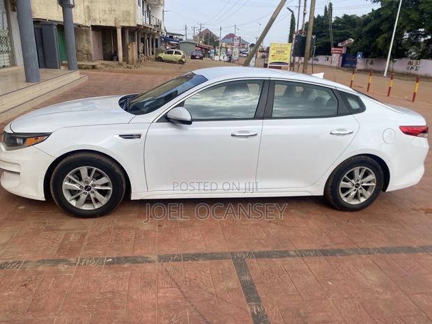 Kia Optima LX 2018 White