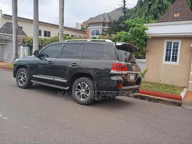 Toyota Land Cruiser 2013 Black