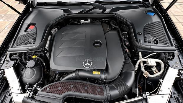 Mercedes-Benz E350 2020 Black