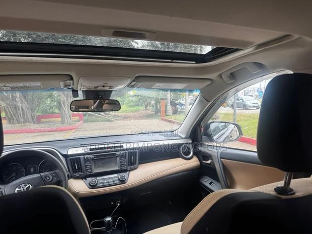 Toyota RAV4 2017