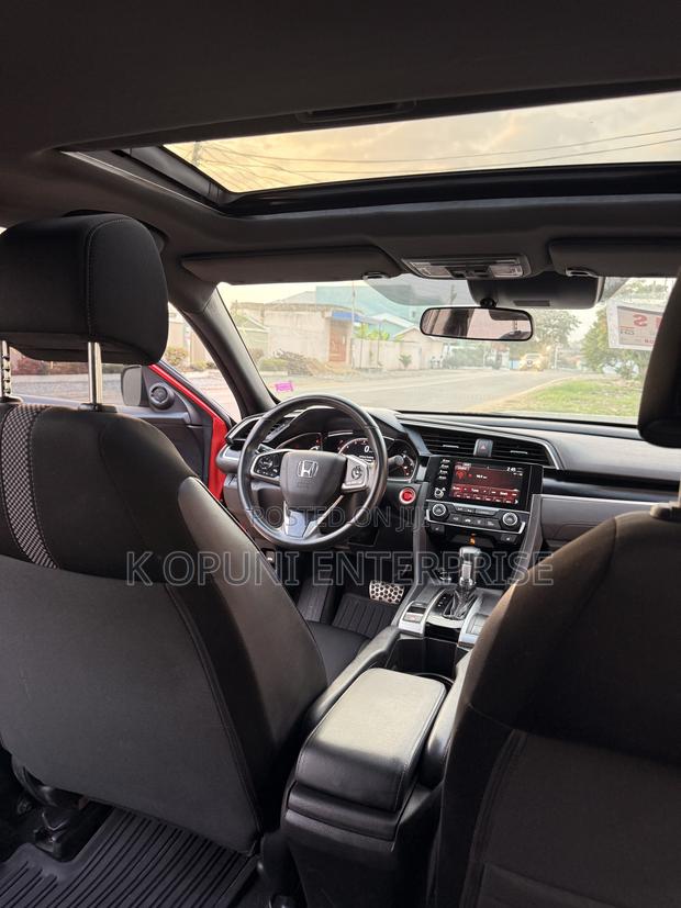 Honda Civic Sport 2021 Red