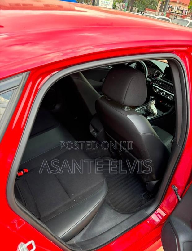 New Honda Civic Sport CVT 2023 Red