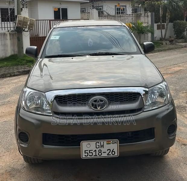 Toyota Hilux 2.7 VVT-i 4X4 SRX 2010 Green