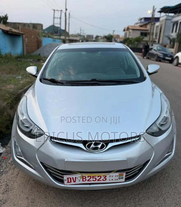 Hyundai Elantra Limited 4dr Sedan (1.8L 4cyl 6A) 2015 Silver