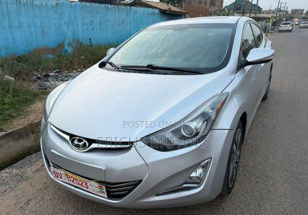 Hyundai Elantra Limited 4dr Sedan (1.8L 4cyl 6A) 2015 Silver