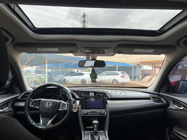 Honda Civic EX Sedan 2018