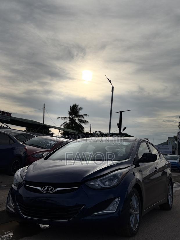 Hyundai Elantra GLS Sedan FWD (1.8L 4cyl 6A) 2013 Blue