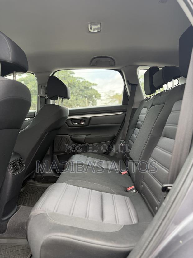 Honda CR-V LX AWD 2019 Gray
