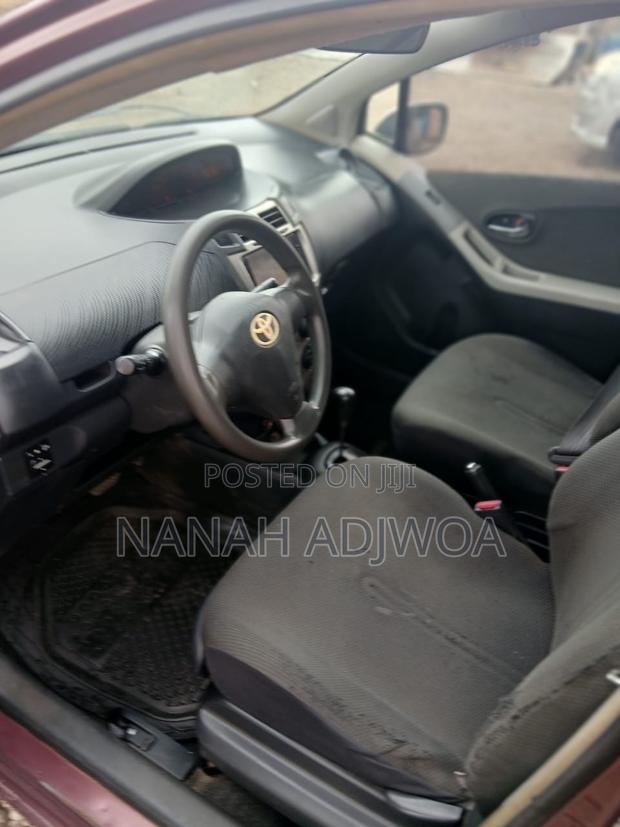 Toyota Vitz 2010