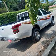 Mitsubishi L200 2015 White for sale