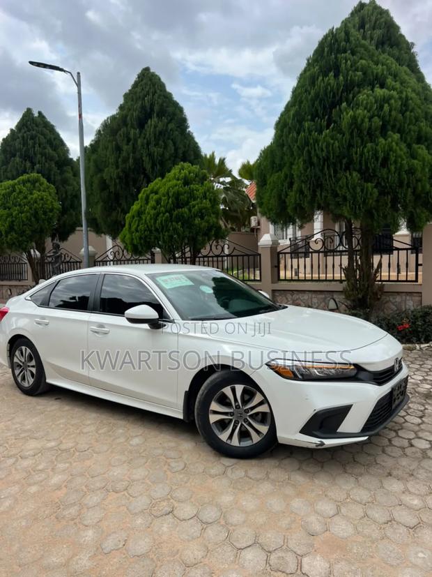 Honda Civic 2024 White