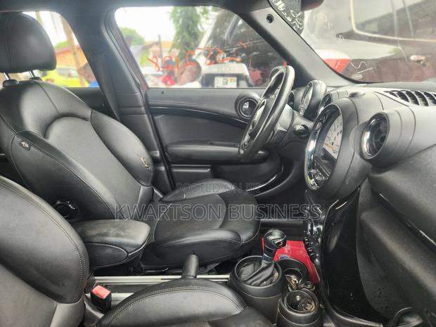 Mini Cooper 2016 Brown