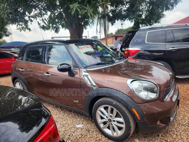 Mini Cooper 2016 Brown